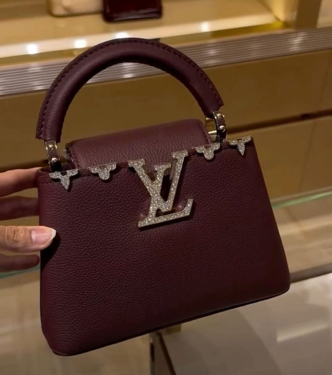 LOUIS VUITTON CAPPUCINES NEW WINE SHADE WITH NEW ACCESSORY LOGO