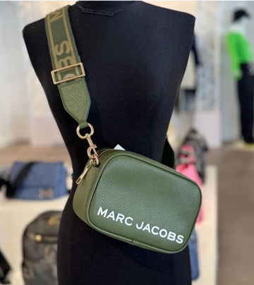 MARC JACOBS NWT CROSSBODY CAMERA BROAD STRAP BAG