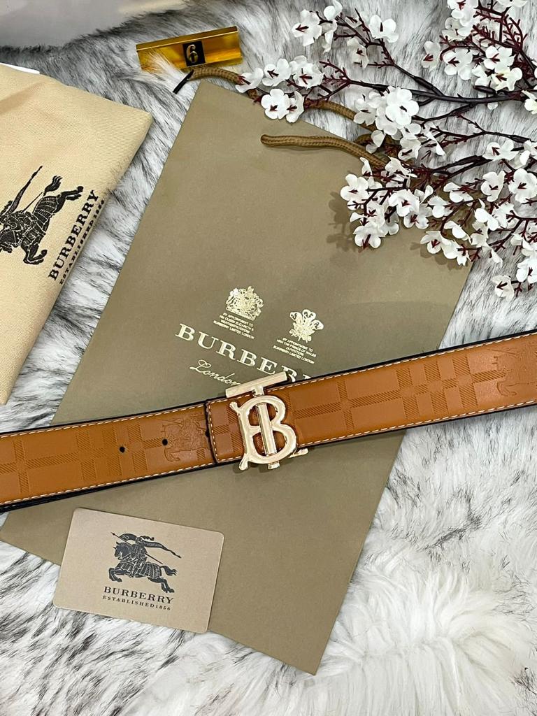 BURBERRY LONDON REVERSIBLE BELTS - LABLEWHORE.COM