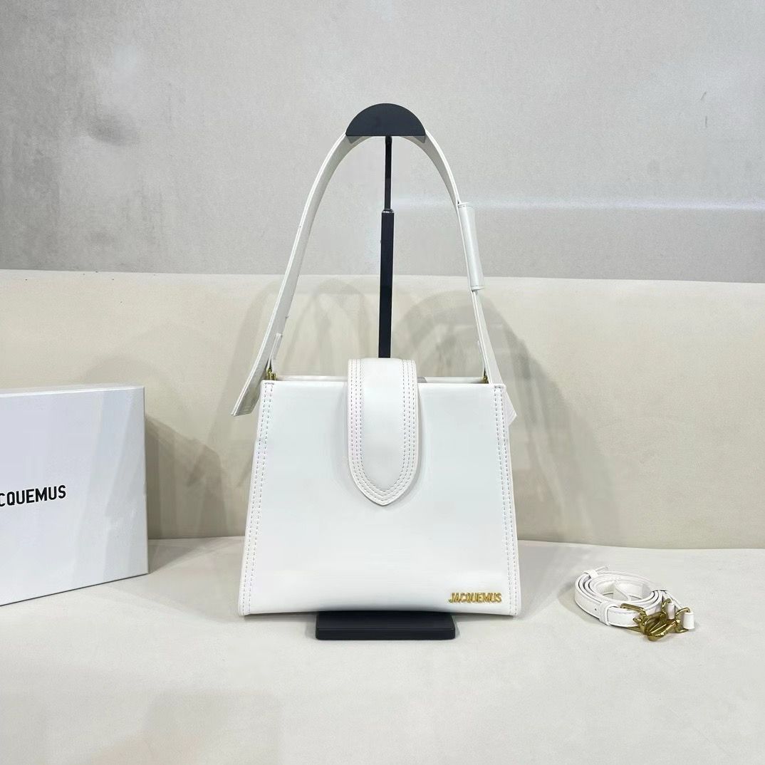 JACQUEMUS LE CHIQUITO HOBO - LABLEWHORE.COM