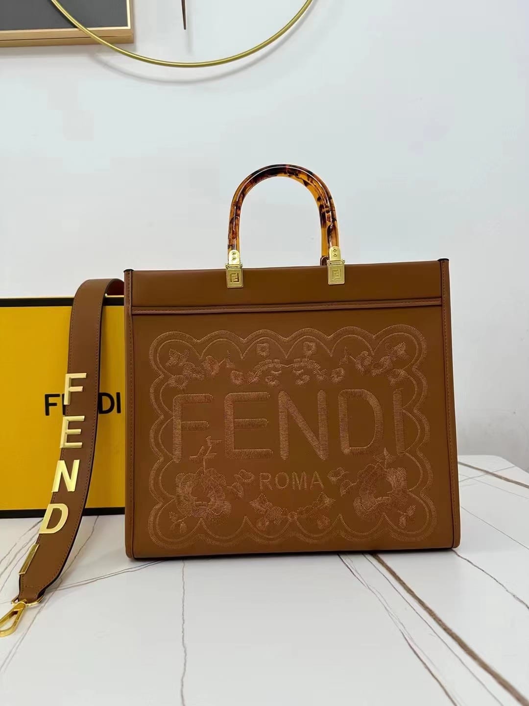 FENDI SUNSHINE TOTE BAGS