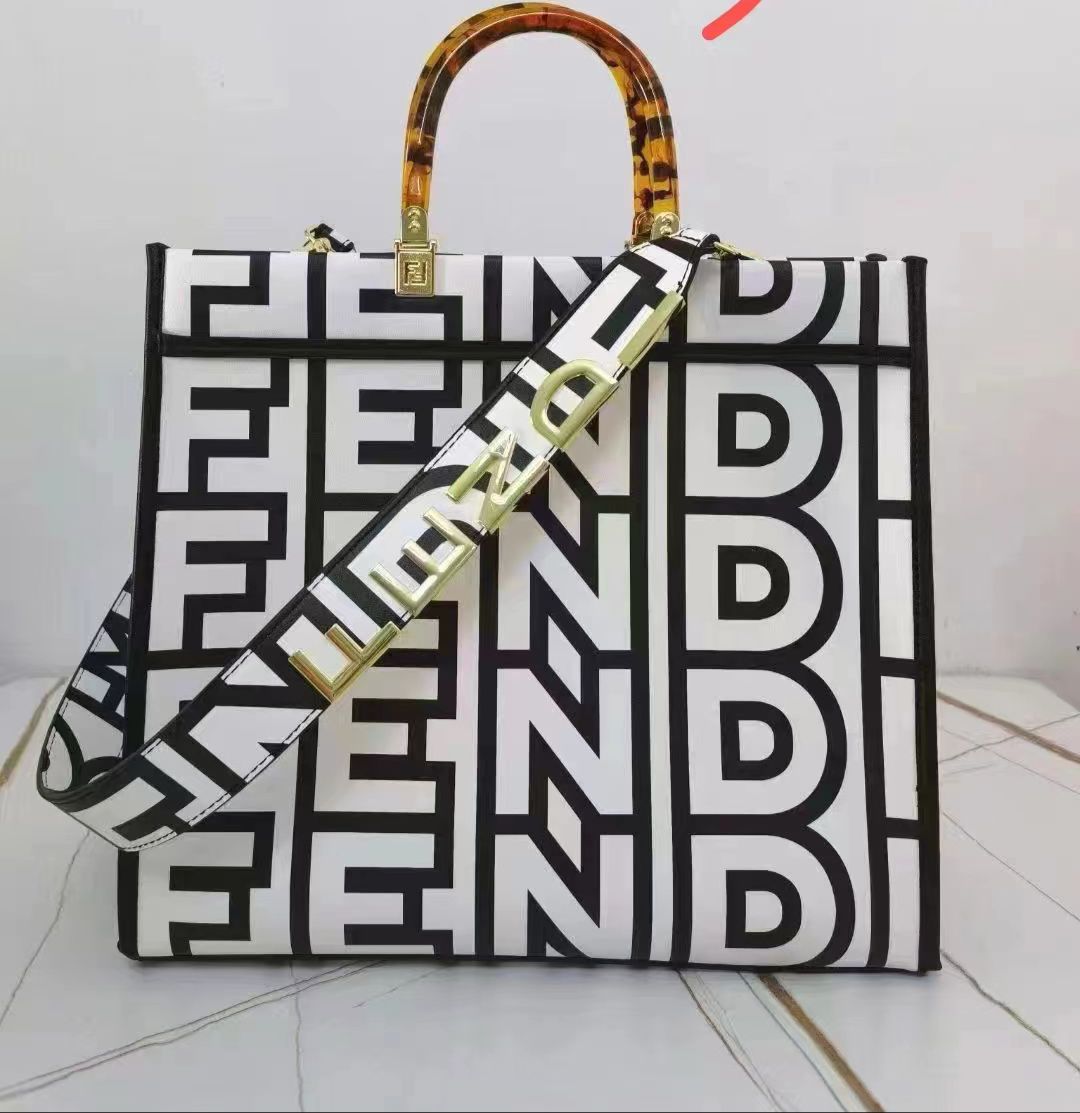 FENDI ROMA SUNSHINE TOTE BAG