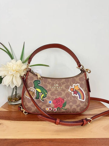 COACH TERI SIGNATURE STICKER PRINT AUTHENTIC