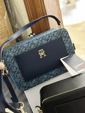 Tommy hilfiger Latest edition Camera bag