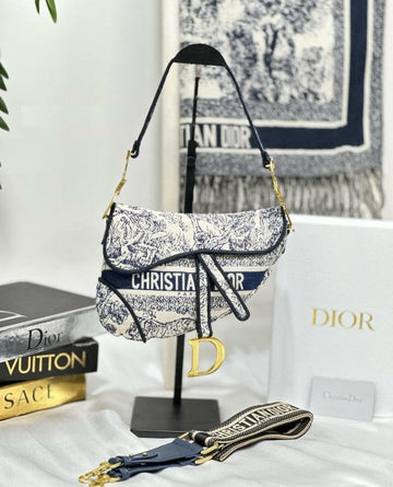 Dior Saddle Blue Toile de Jouy Embroidery With OG Box & Dust Bag (Blue Tiger)