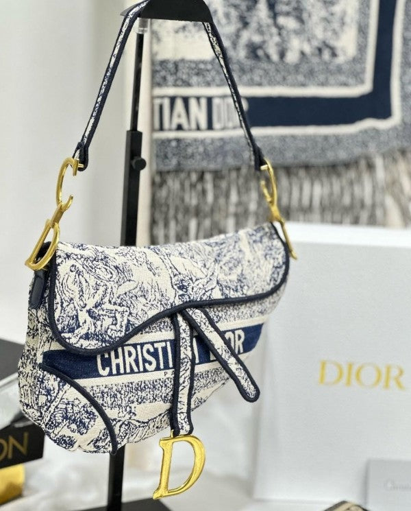 Dior Saddle Blue Toile de Jouy Embroidery With OG Box & Dust Bag (Blue Tiger)