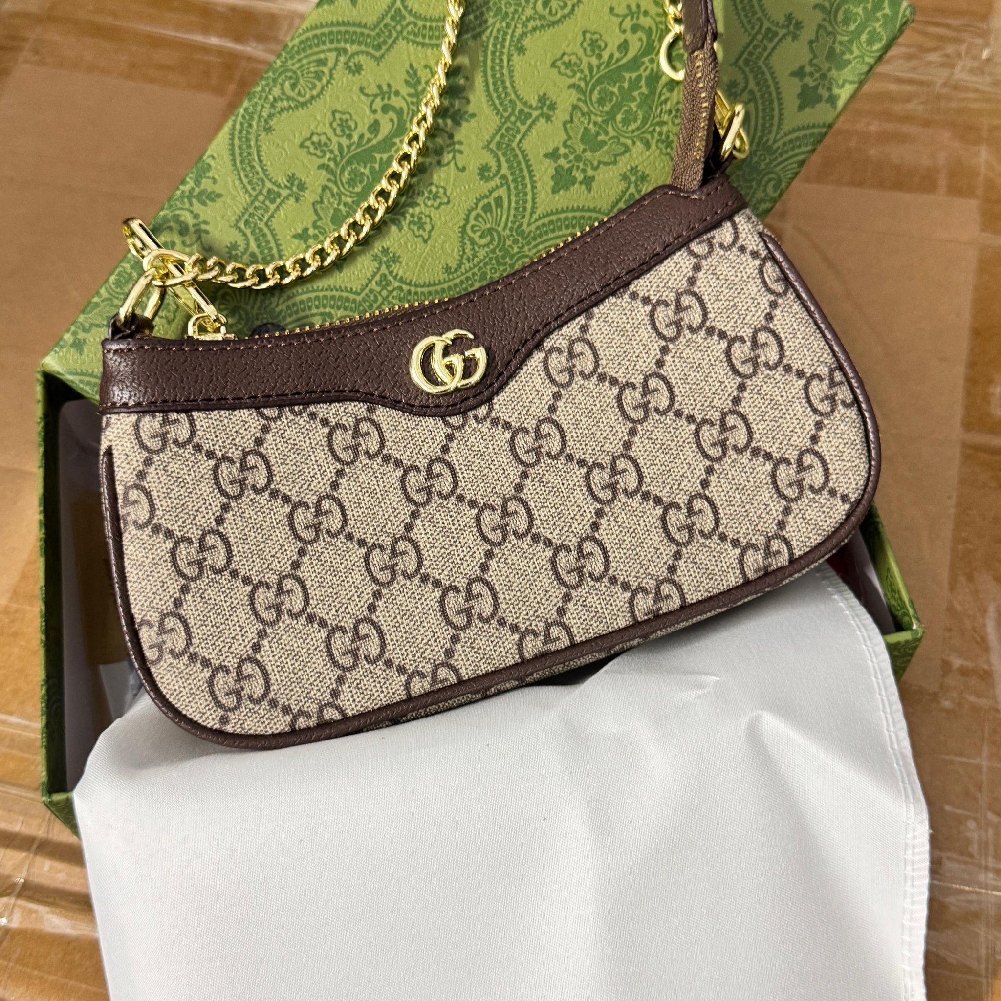 GUCCI GG SUPREME MINI HIGH QUALITY SHOULDER BAG