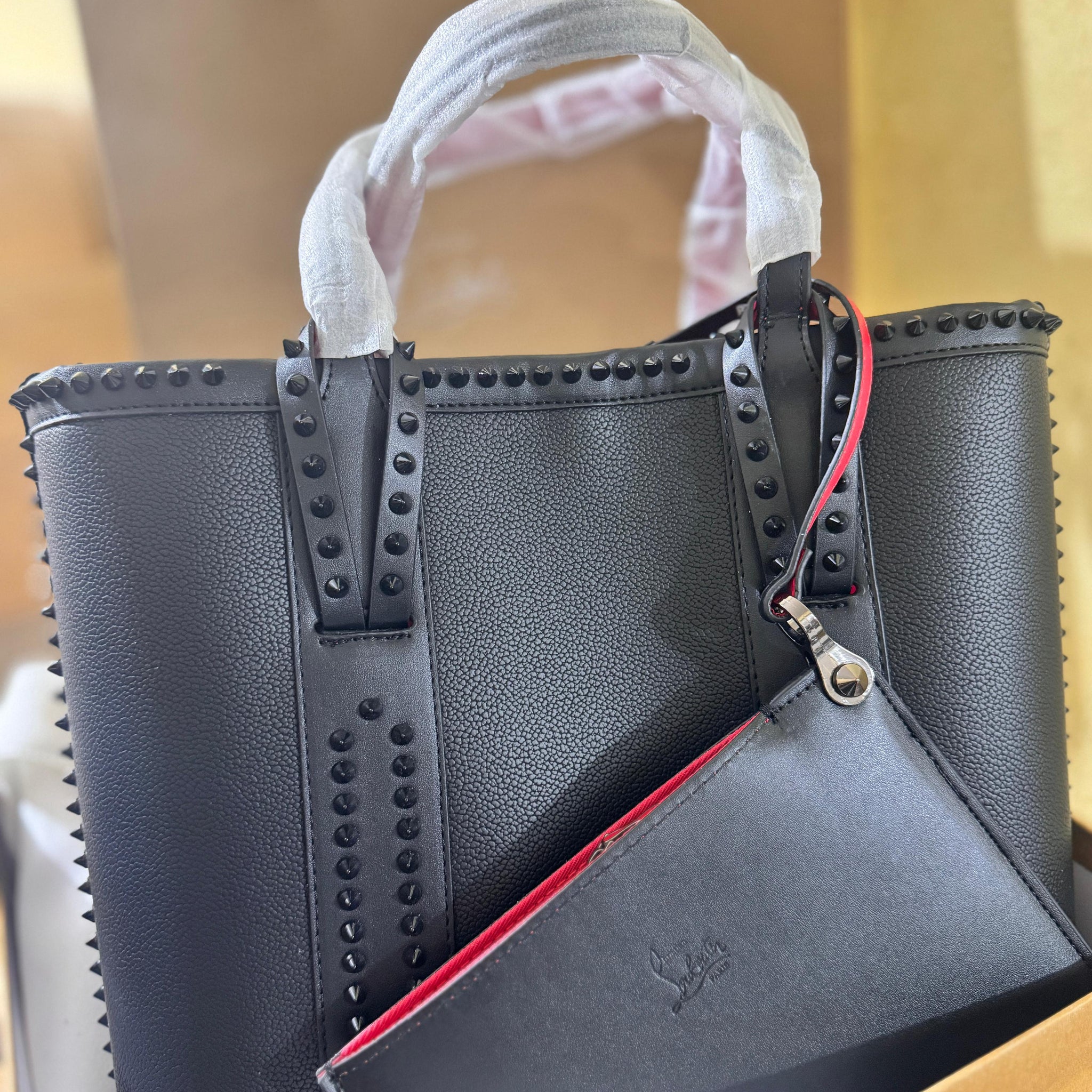 Christian Louboutin CABATA MEDIUM SIZE GENUINE LEATHER TOTE BAG