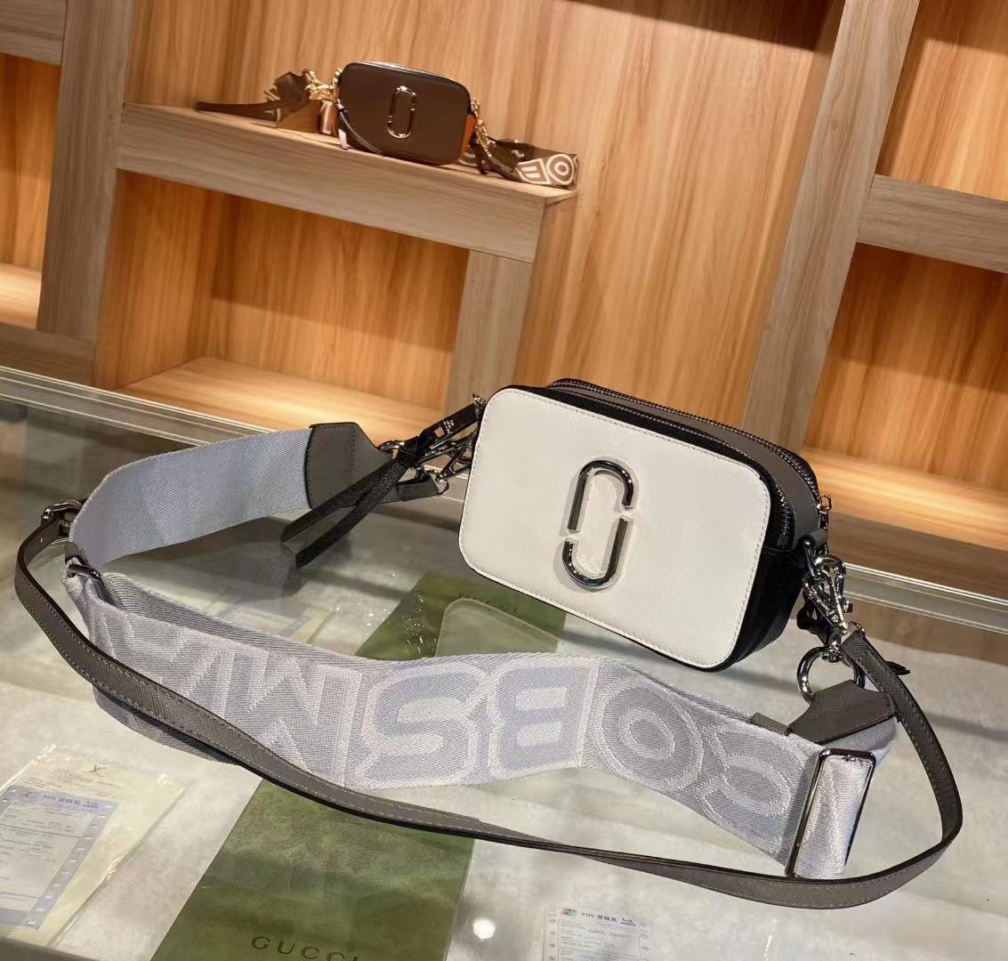 MARC JACOBS SNAPSHOT CAMERA SLING BAG