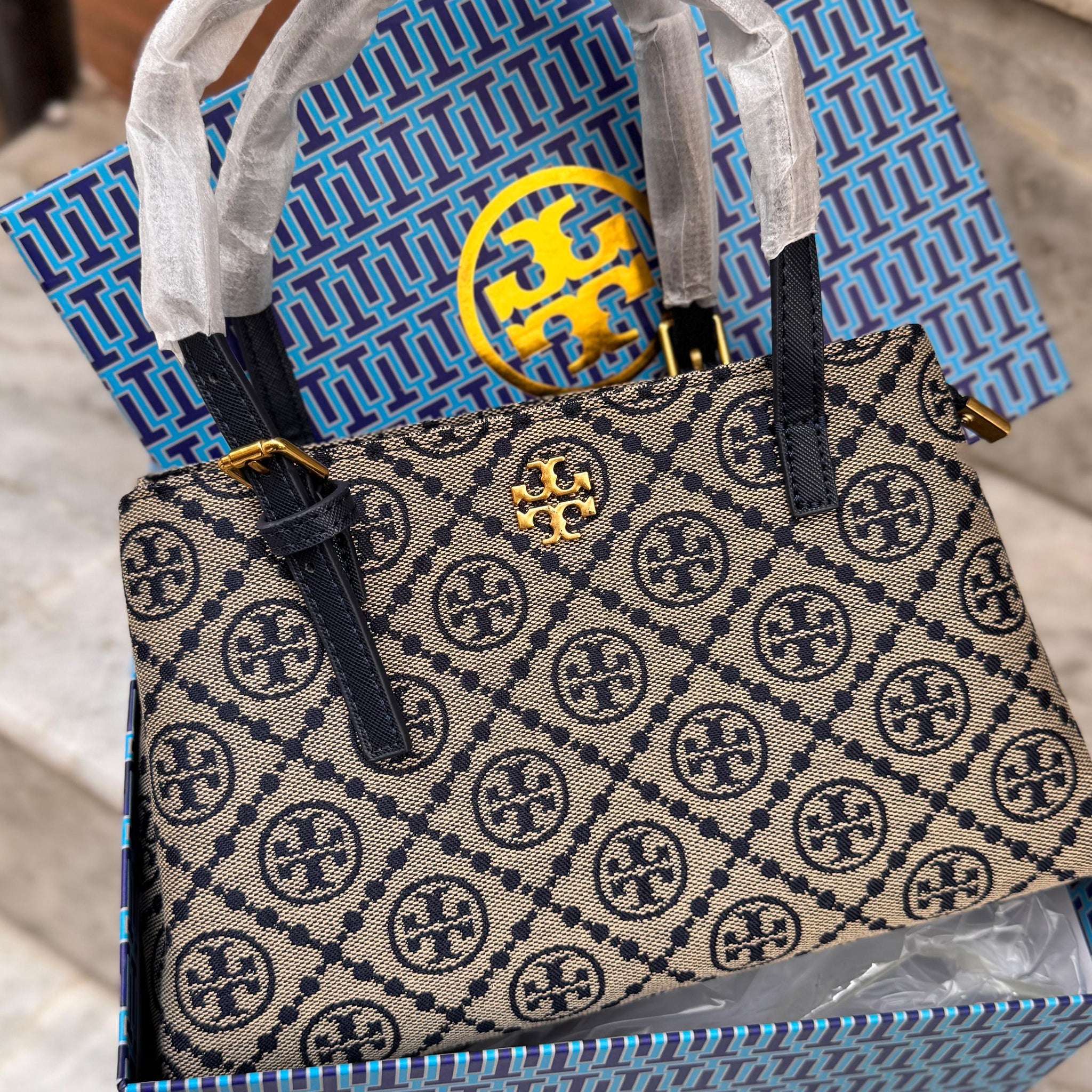 TORY BURCH ROBINSON HANDBAG