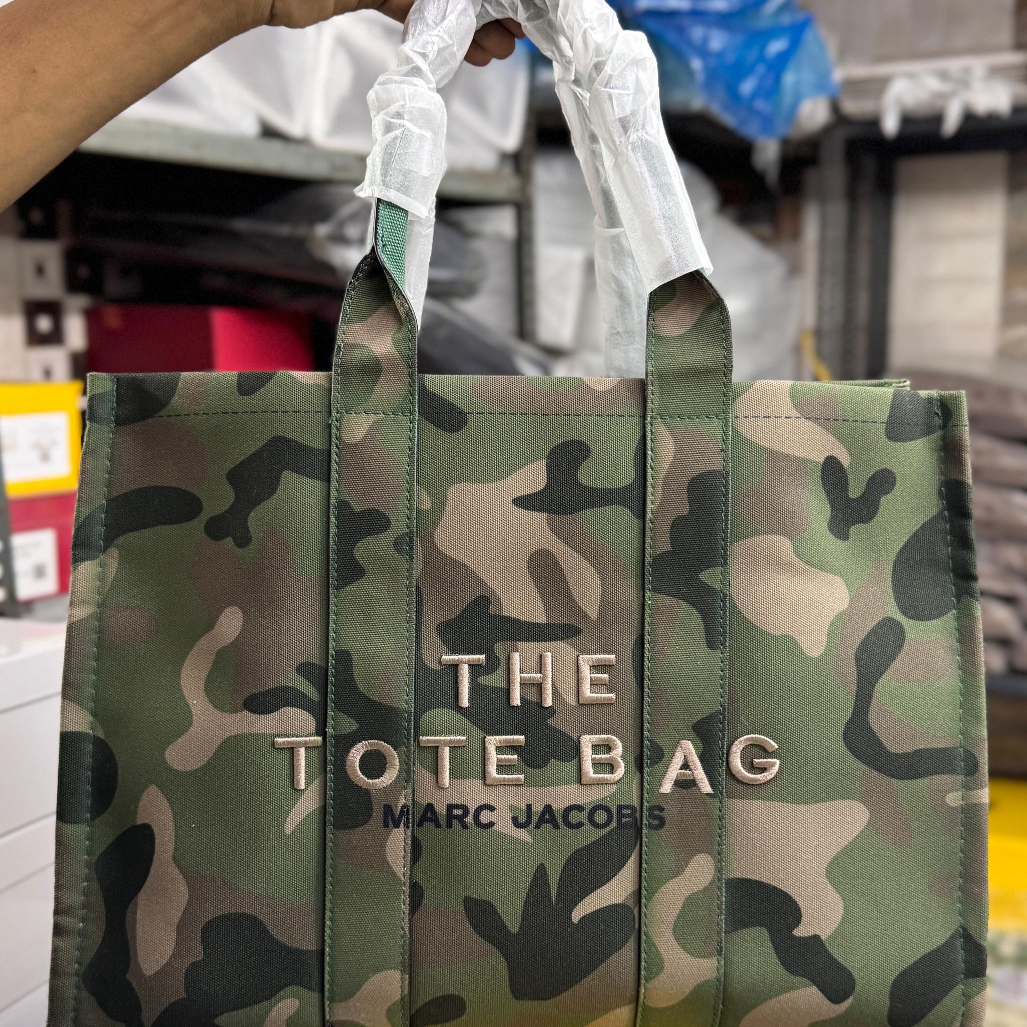 MARC JACOBS PRINTED CANVAS TOTE BAGS