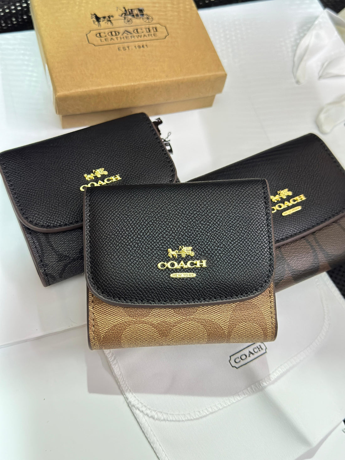 COACH THREE FOLD HIGH QUALITY MICROFIBRE LEATHER WALLETS
