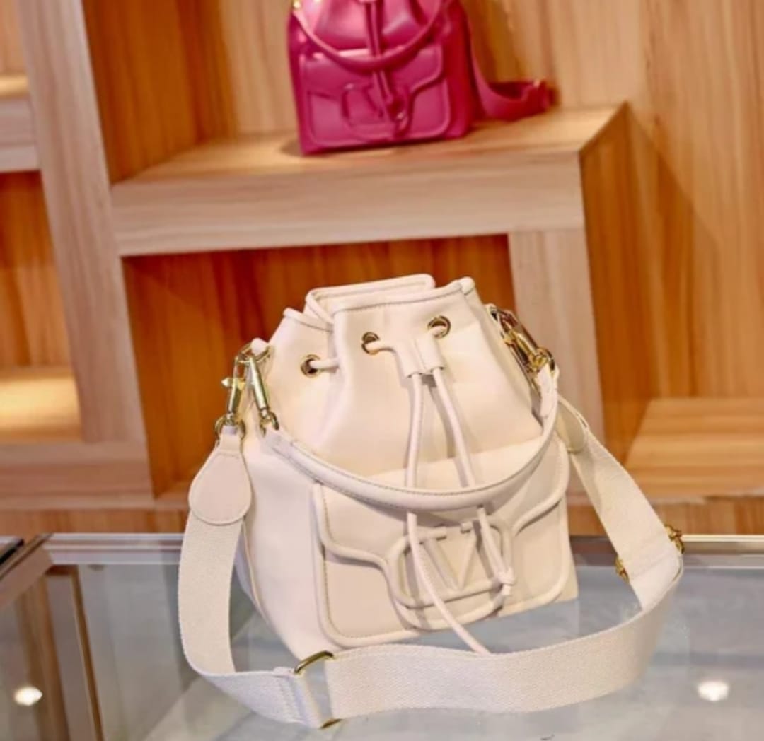 VALENTINO GRAVANI LOCO LEATHER BUCKET BAGS