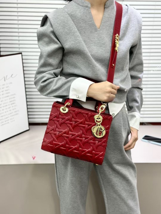 LADY DIOR NEW