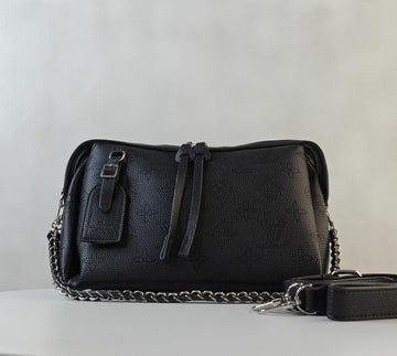 LOUIS VUITTON MAHINA