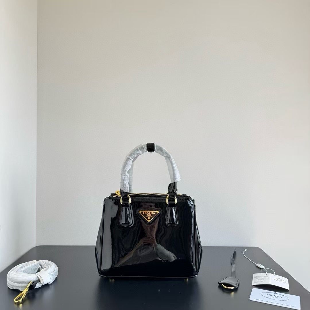 PRADA SAFFIANO PATENT