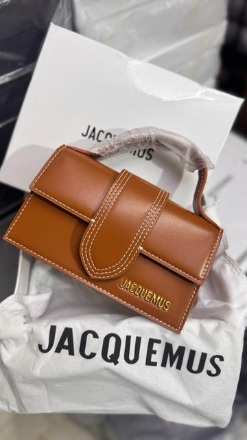JACQUEMUS SHOULDER BAGS