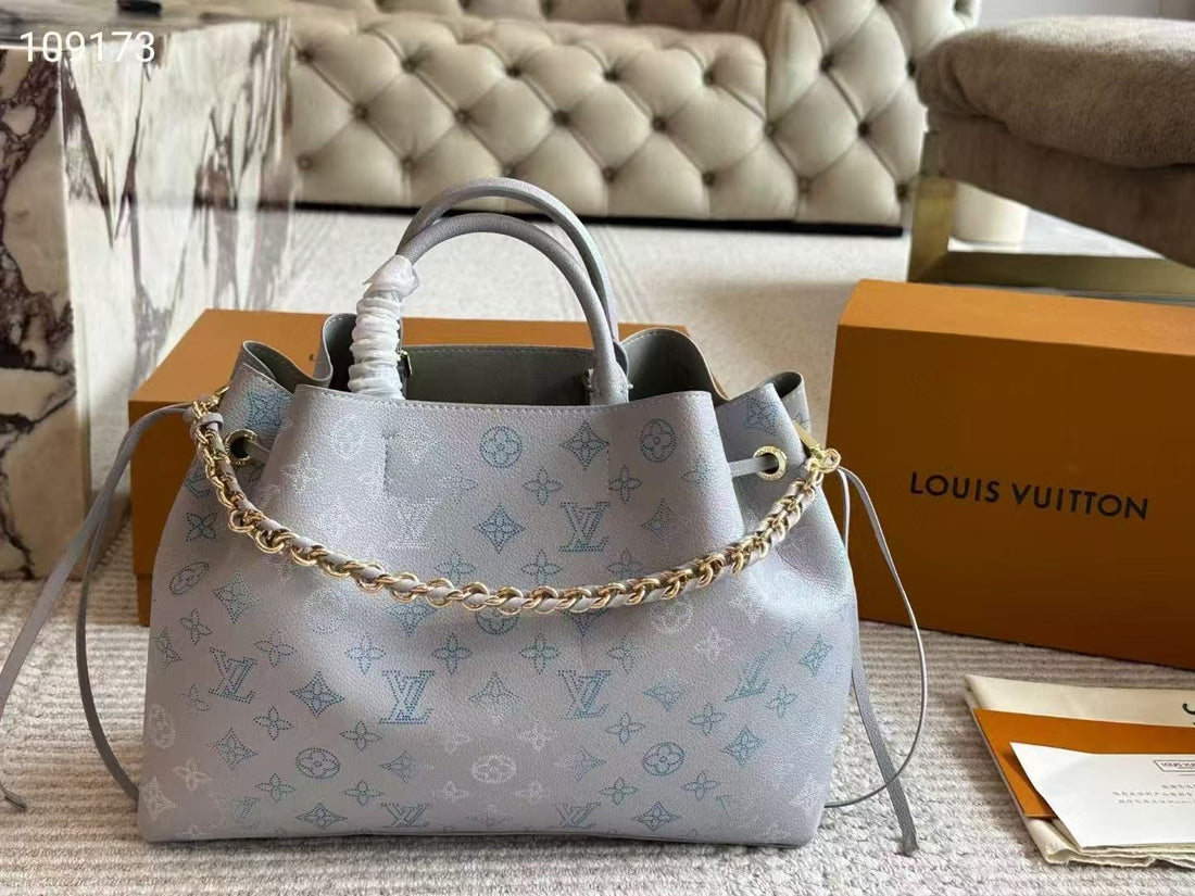LOUIS VUITTON MAHINA BELLA TOTE