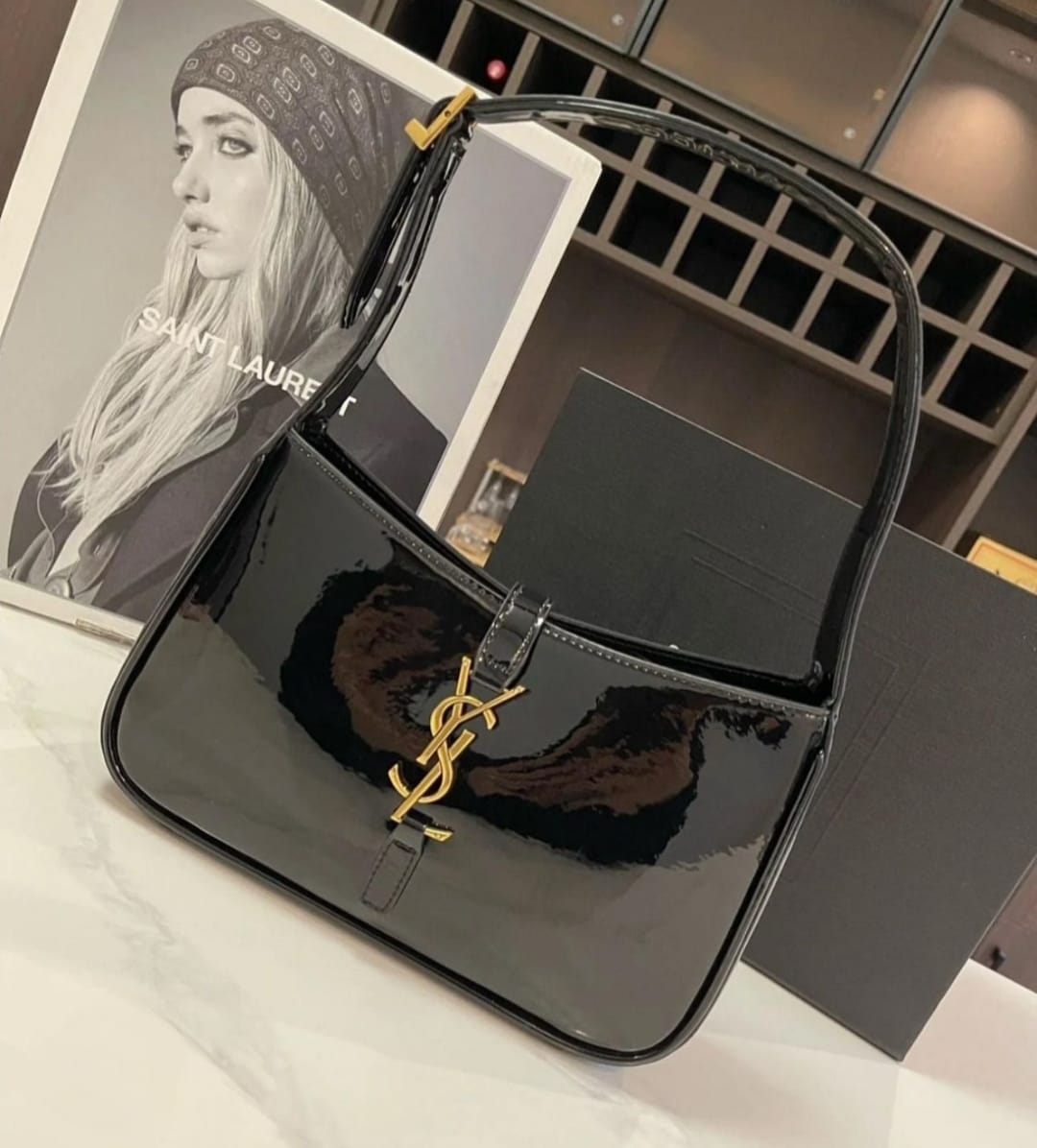 YSL PATENT LE 5 a 7 SHOUDER BAGS