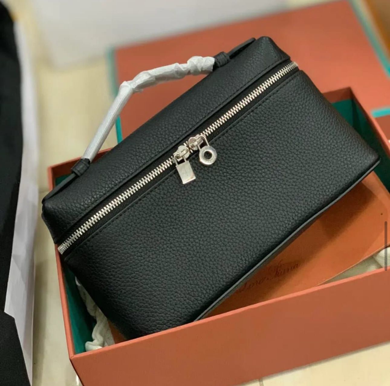 LORO PIANA SOLID COLOURS LEATHER TOP HANDLE CROSSBODY BAG