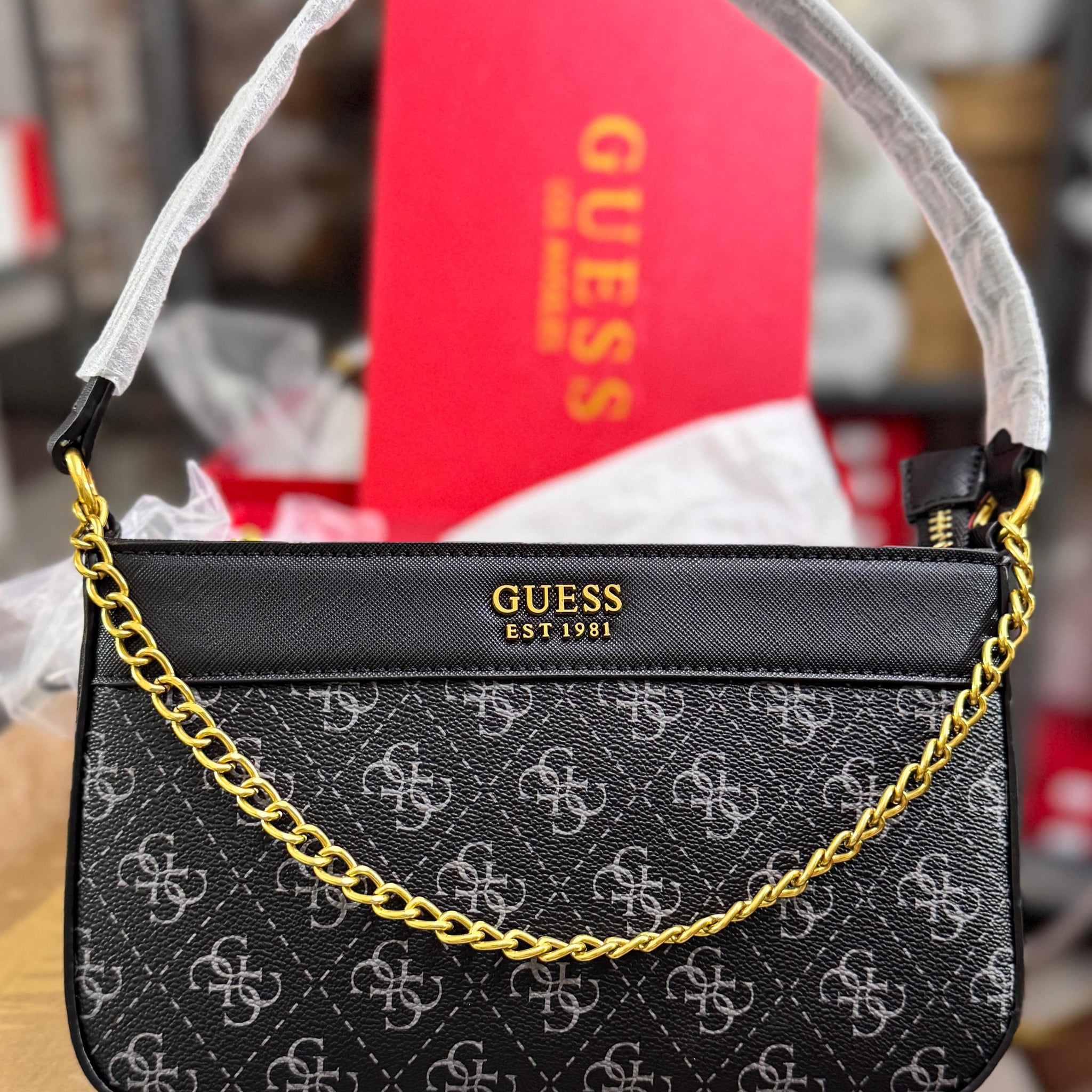 GUESS SMALL SHOULDER CUM LONG SLING BAG