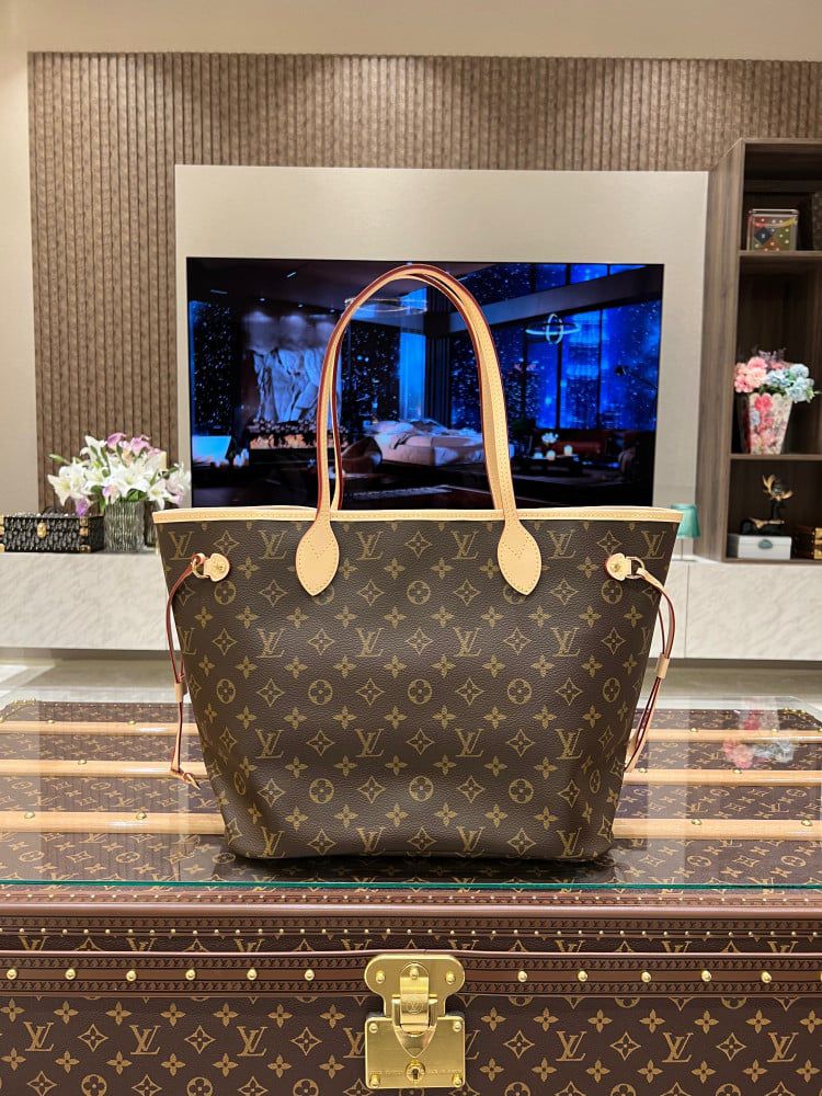 LOUIS VUITTON NEVERFULL