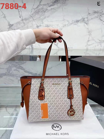 MICHAEL KORS VOYAGER