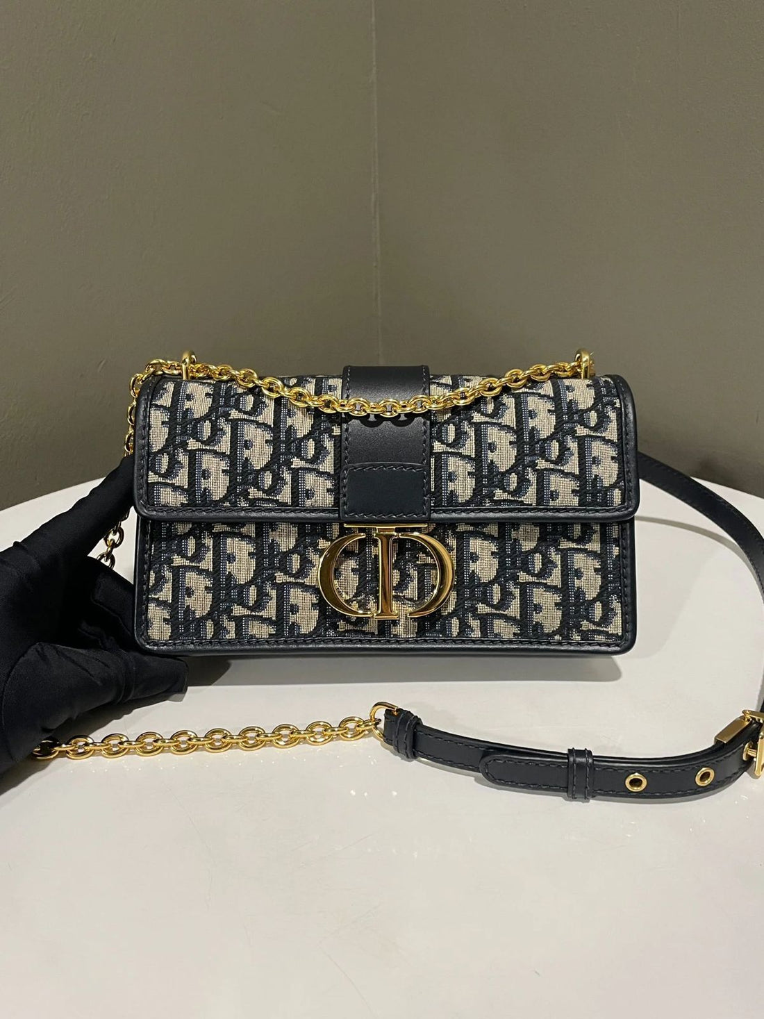 DIOR 30 MONTAIGNE EAST WEST CHAIN SHOULDER BAG