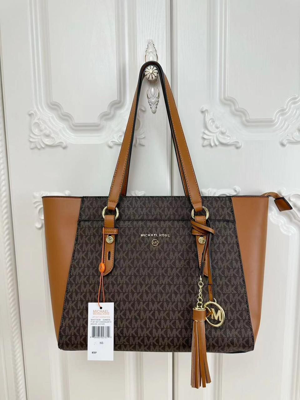 MICHAEL KORS NOMAD TOTE BAGS