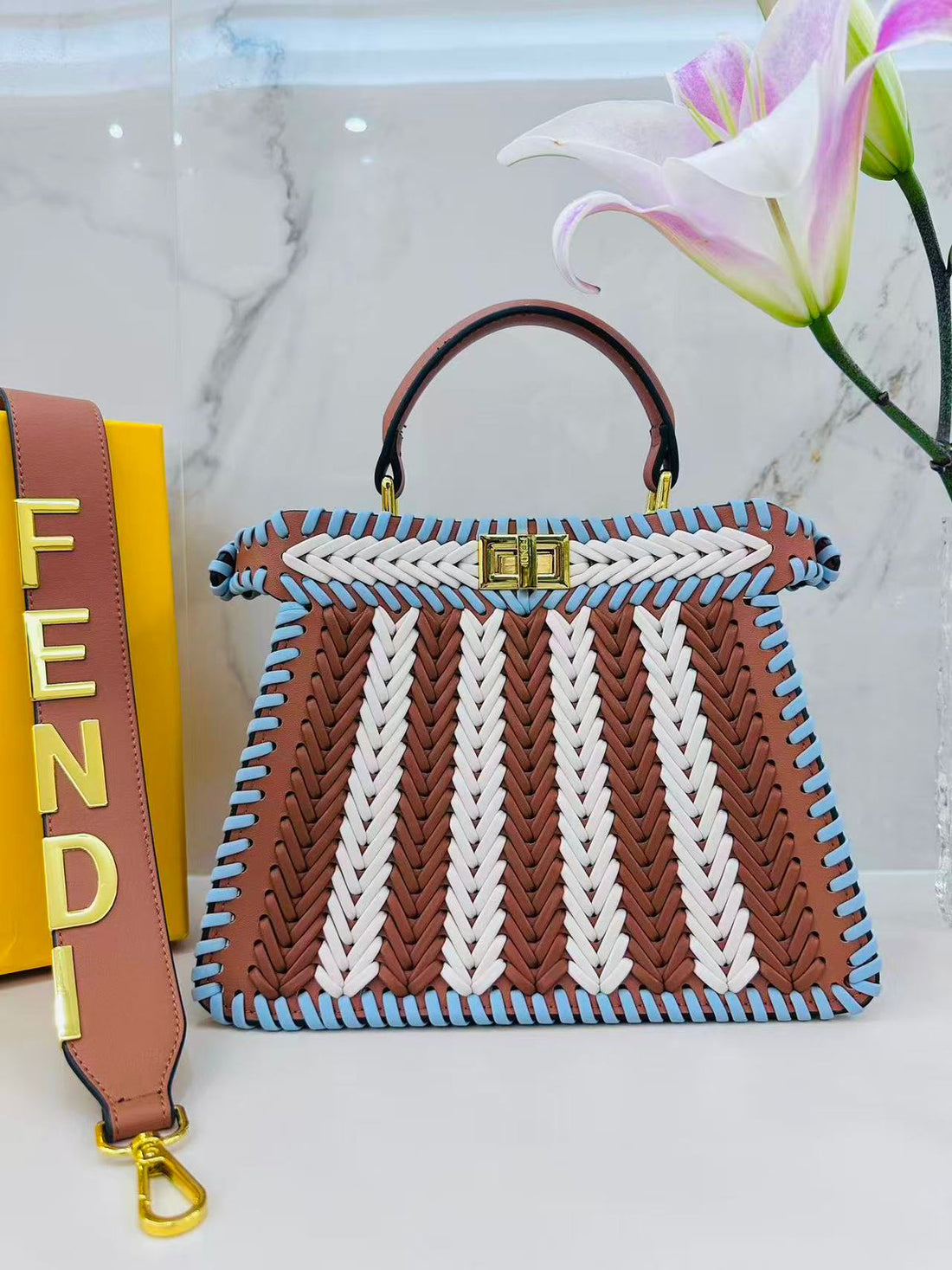 FENDI PEEKABOO ISEEU
