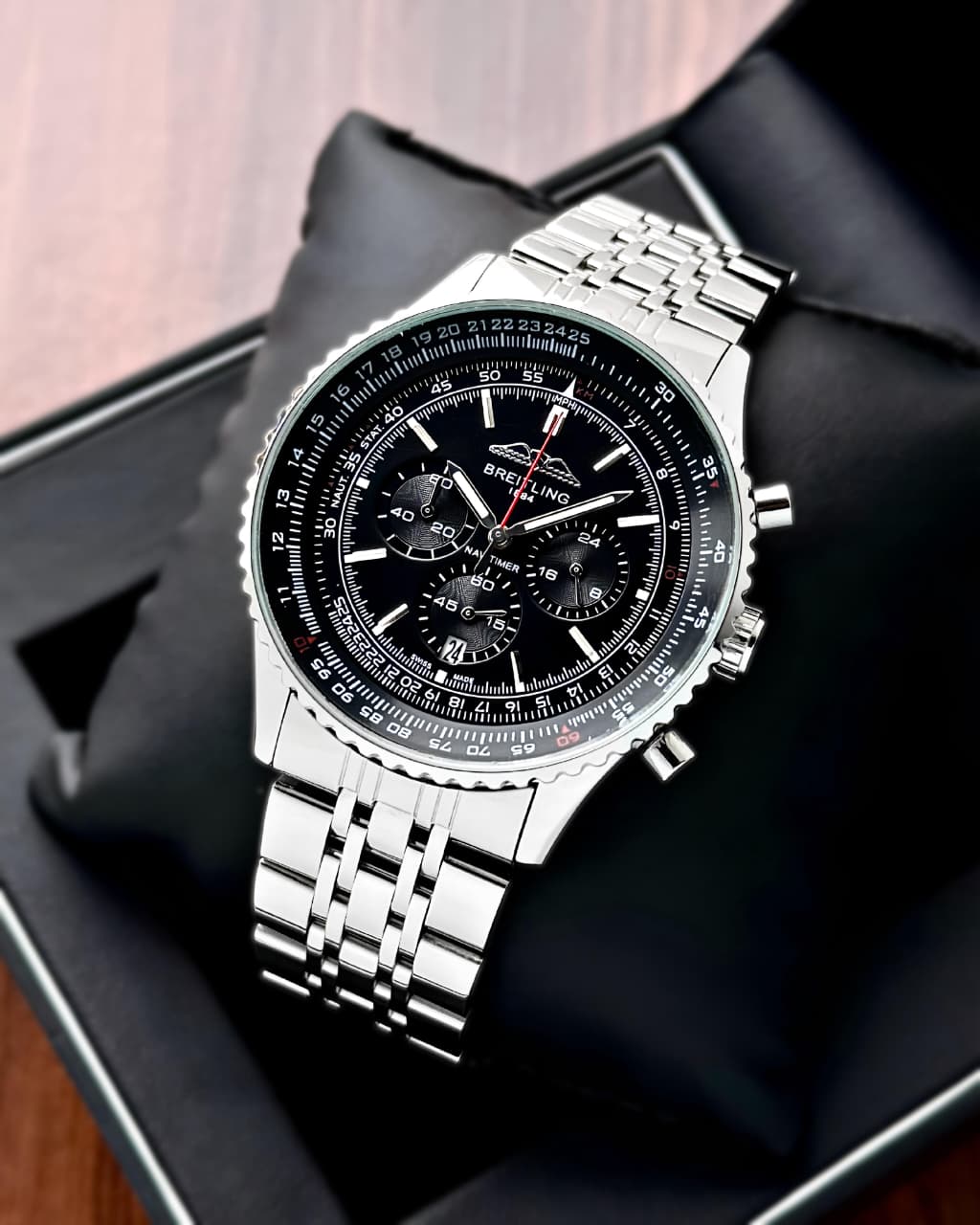 Breitling Navitimer Original Model Series Now Available