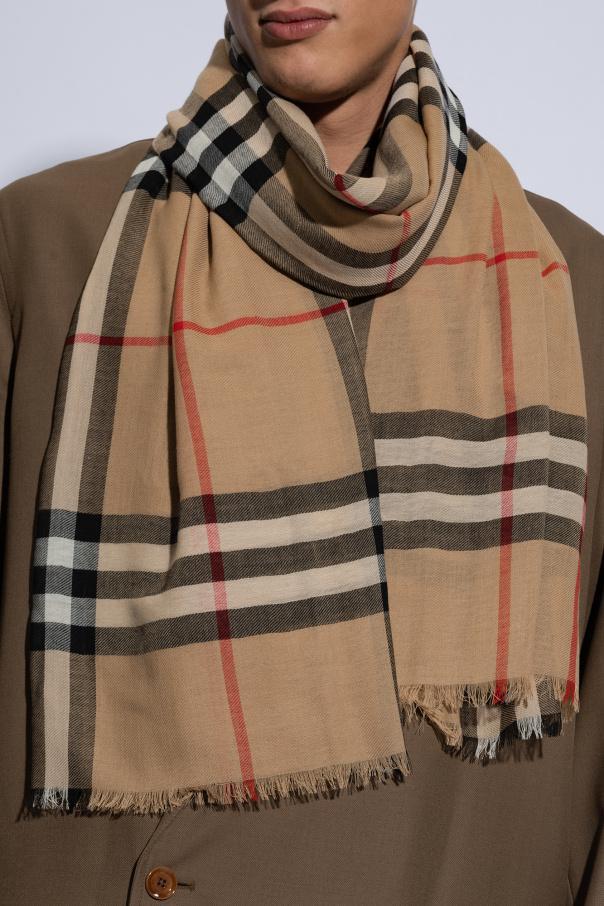 BURBERRY SEMI WOOLLEN STOLES