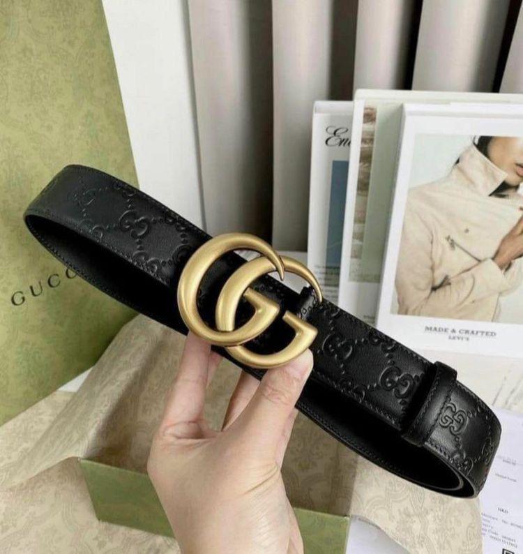 ASSORTED GUCCI BELTS
