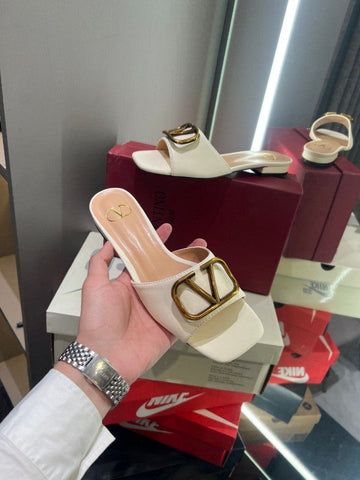 V Buckle Slide – With Original Box & Carry Bag